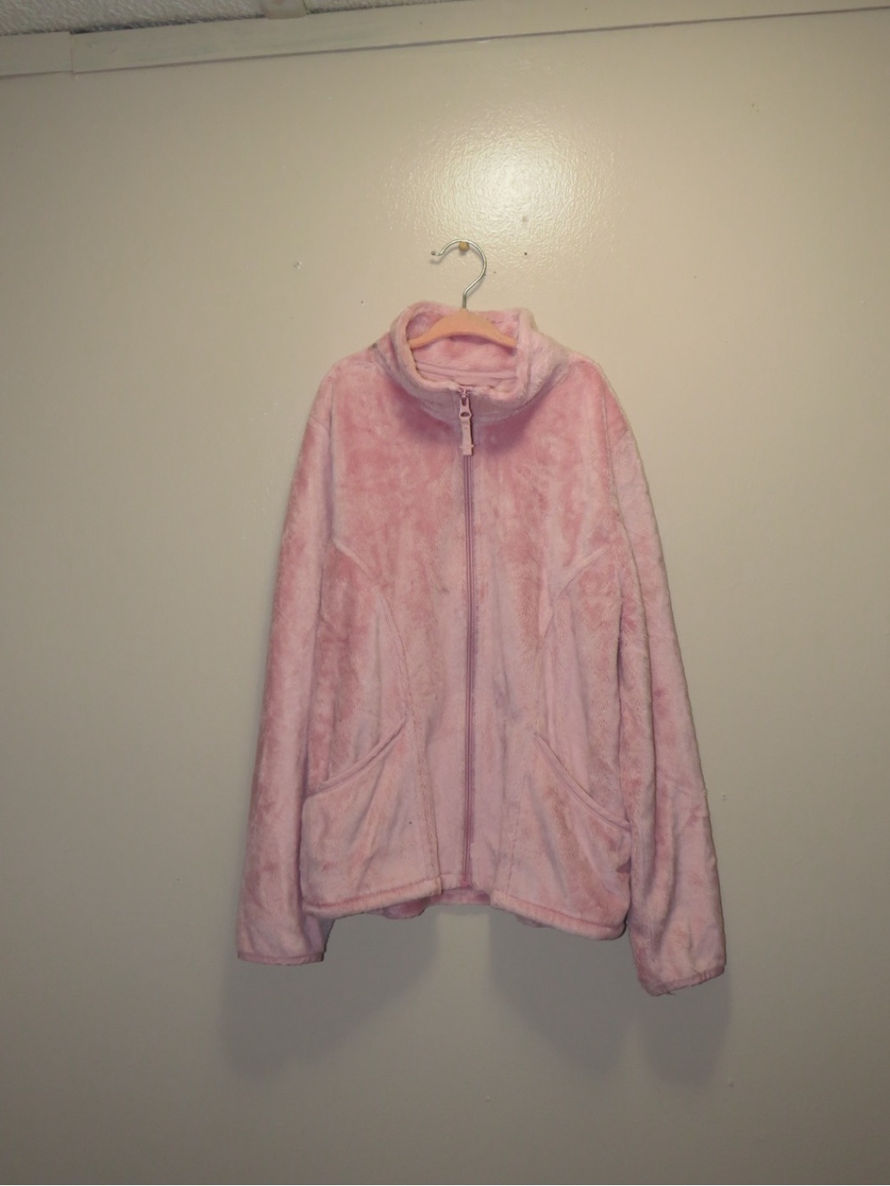 The Children's Place pink fuzzy zip up jacket. Size L (10/12)